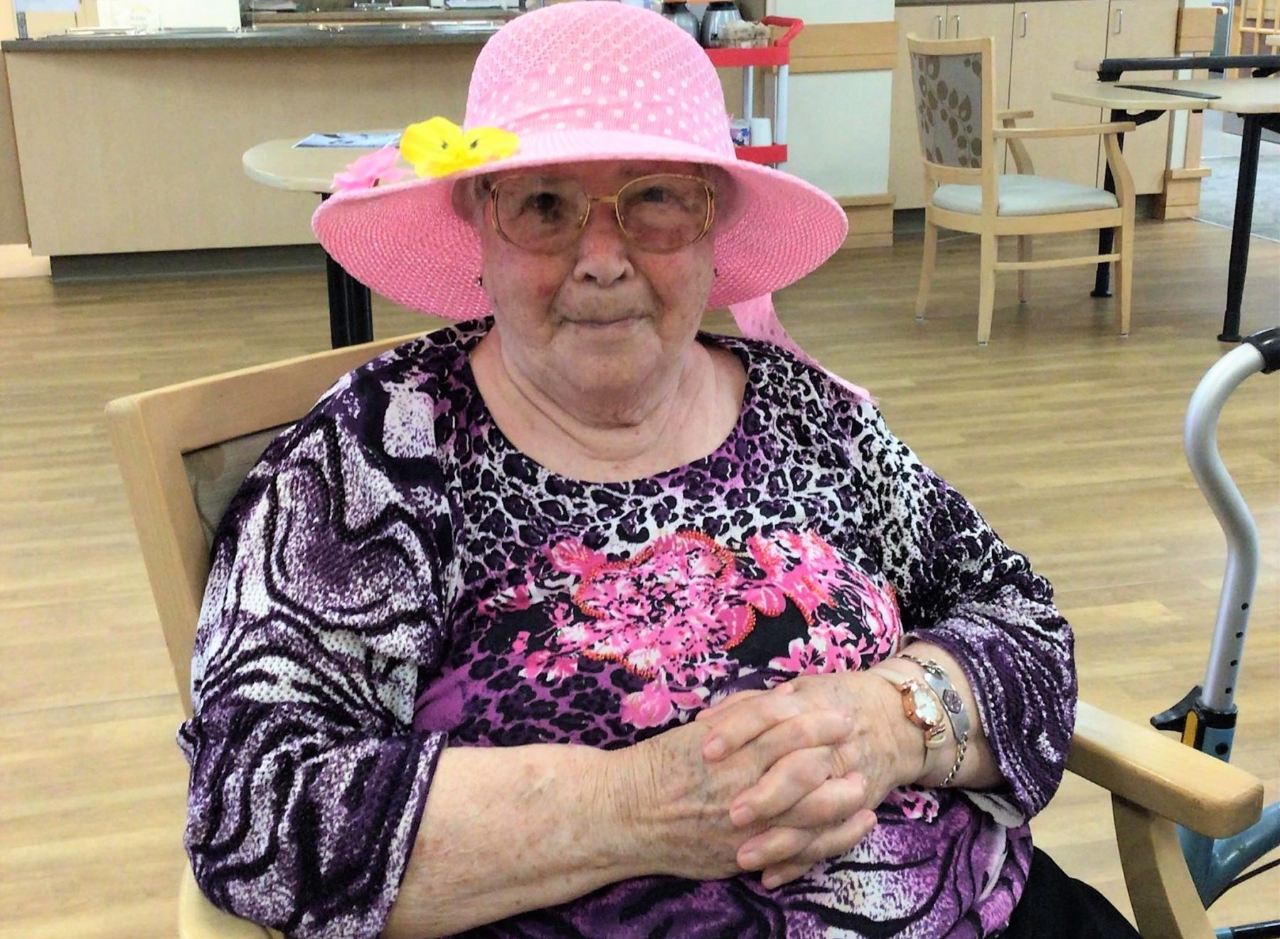rosario with hat